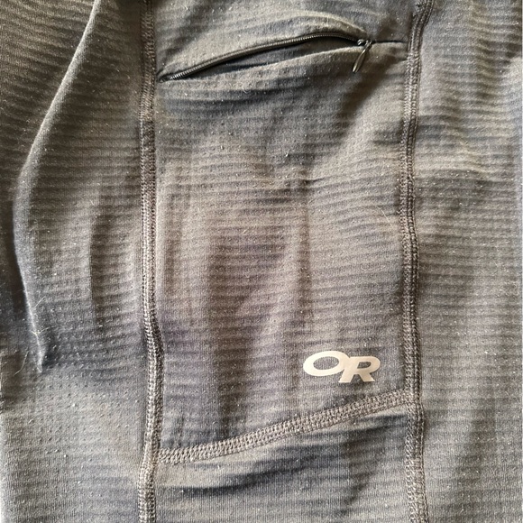Outdoor Research 🏔️ Black Base Layer - Picture 2 of 5